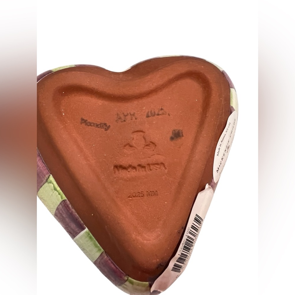 MacKenzie -Childs NWT adorable Piccadilly Heart Bowl. - Picture 9 of 10